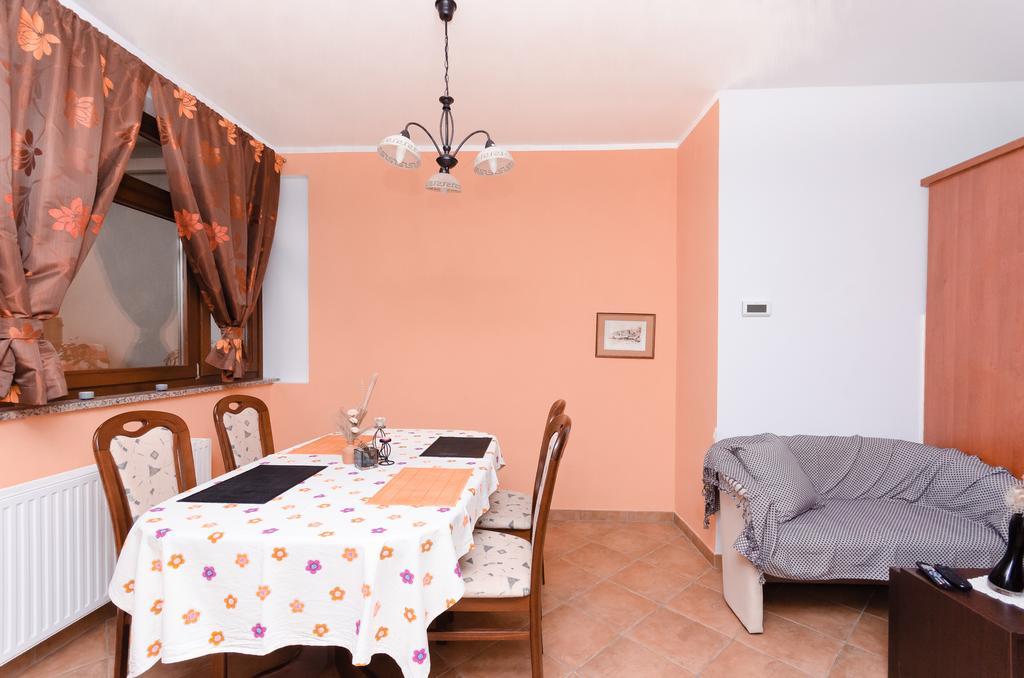 Apartments Milan Медвежа Экстерьер фото